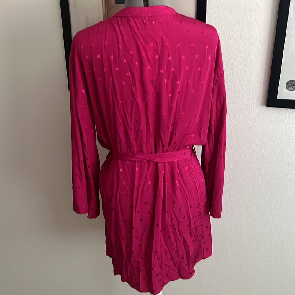 LSPACE Pink Heart Robe - Picture 3 of 13